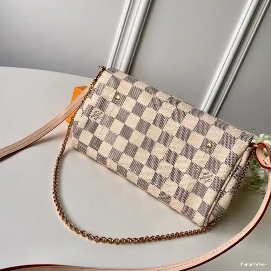 Louis Favorite Vuitton PM 0614